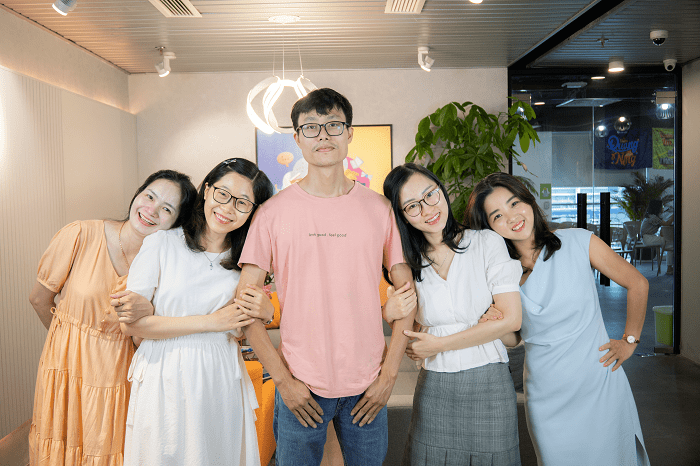 Finance & Accounting Finance & Accounting